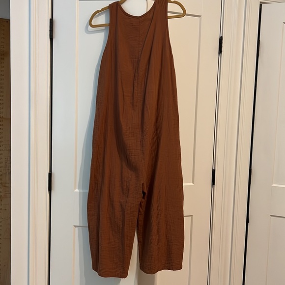 Rylee + Cru Cotton Romper in Rust, Medium - Picture 2 of 5